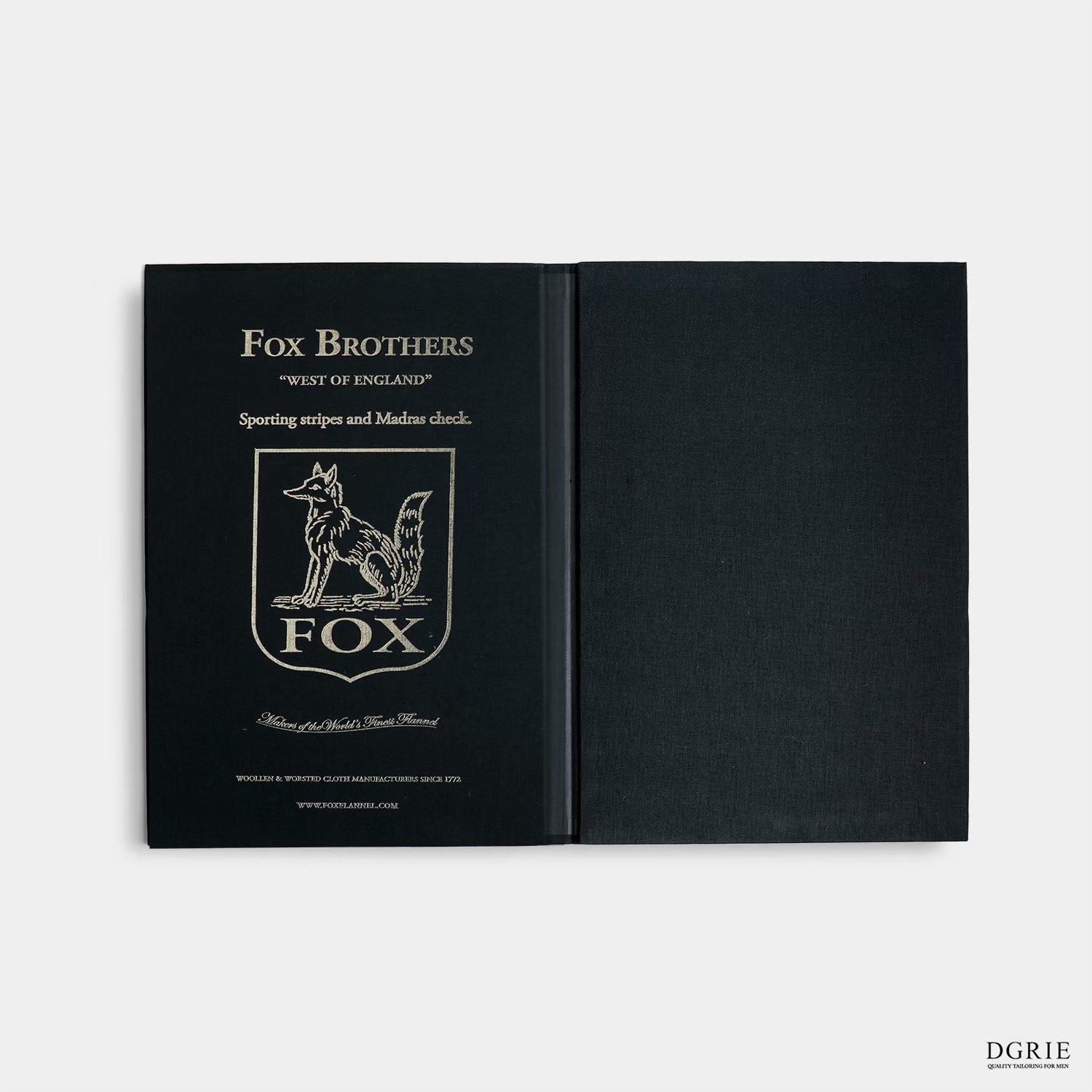 Fox Brothers ตัดสูทผ้า Fox จากอังกฤษ