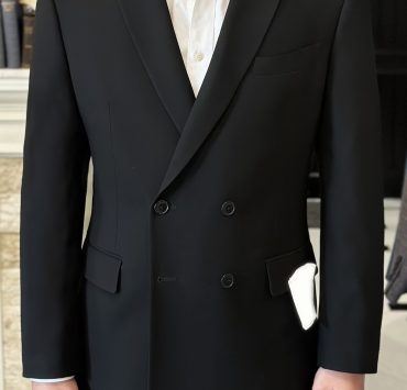 ตัดสูทสีดำ Modern Black Double Breasted Suits