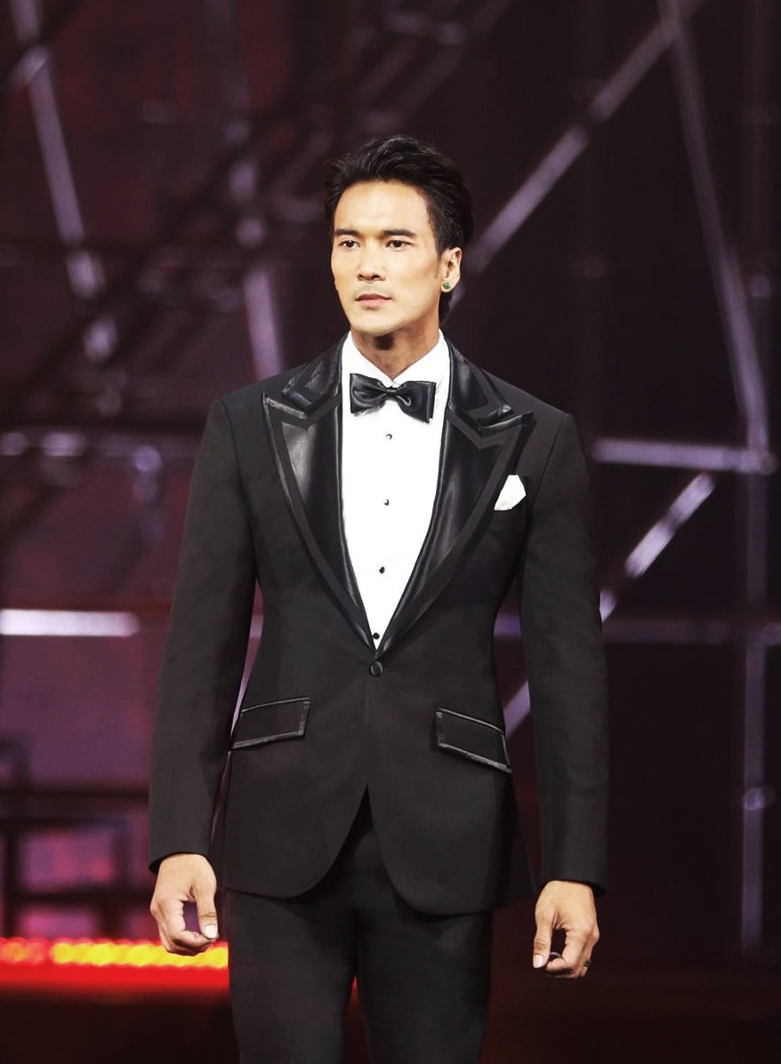 DGRIE Spotlight : Chaiwat Thongsang | Superblack Wool Tuxedo