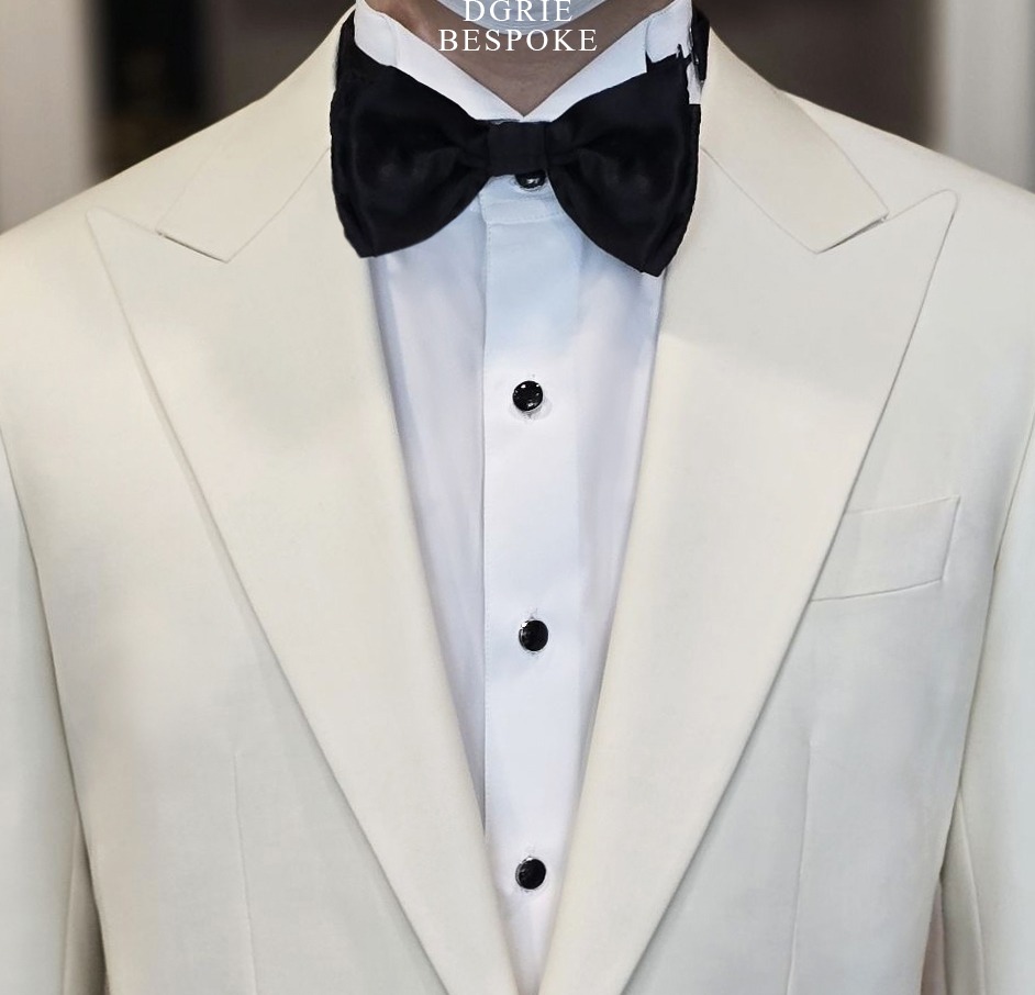 ตัดสูททักซิโด้ สีขาว DGRIE Ivory White Tuxedo Suits
