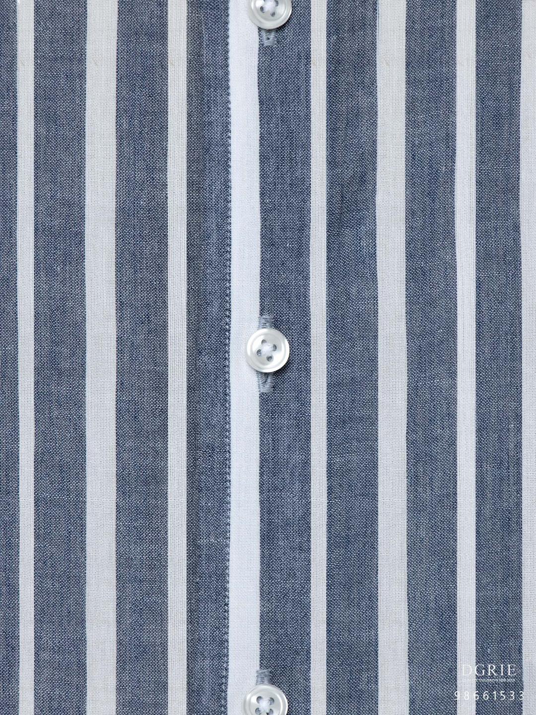 เสื้อเชิ้ต Two Tone Navy White Linen Band Collar - DGRIE