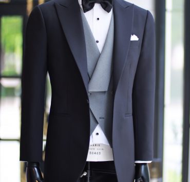 ตัดสูทแต่งงาน ทักซิโด้ หางยาว 3 Piece Black Long Tail Tuxedo Suits