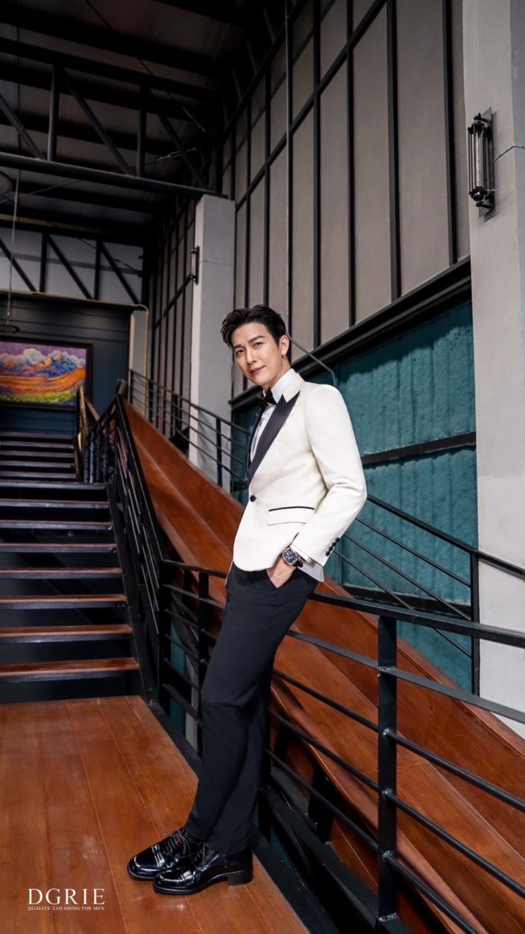 DGRIE Spotlight 2 : ดีเจพุฒ พุฒิชัย | Italy Ivory & Black Wool Dinner Tuxedo