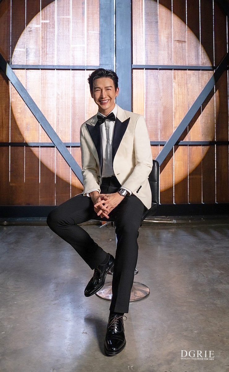 DGRIE Spotlight ดีเจพุฒ พุฒิชัย - Italy Ivory & Black Wool