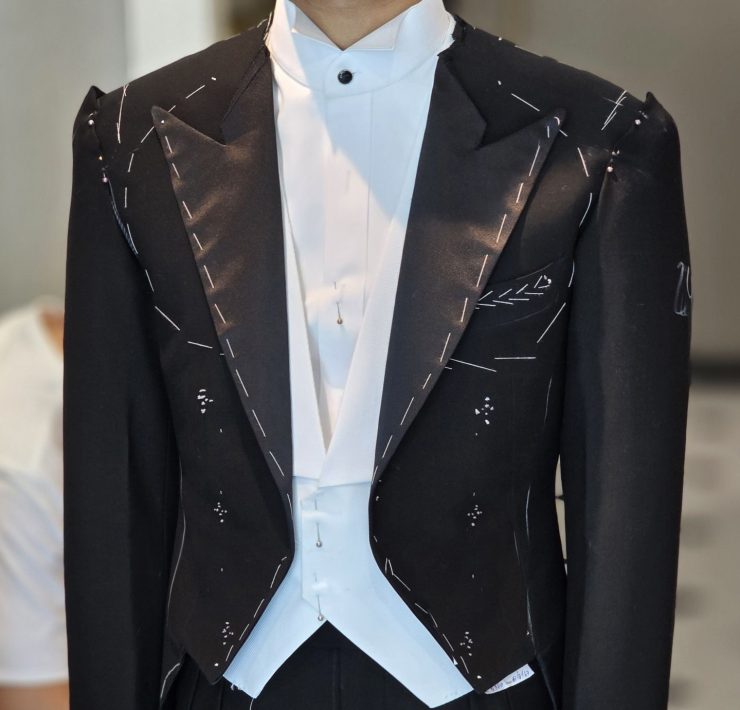 Fitting - DGRIE Tailcoat ตัดสูทตัวยาว 18 Fitting - DGRIE Tailcoat ตัดสูทตัวยาว