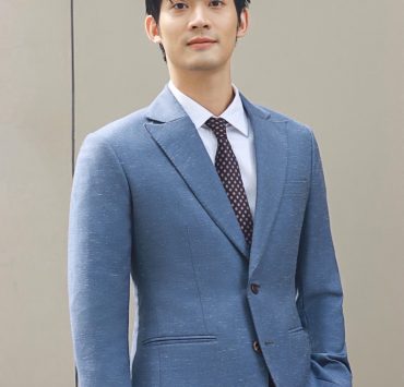 DGRIE Spotlight Junior_Kajbhunditt Navy Blue Wool silk Linen