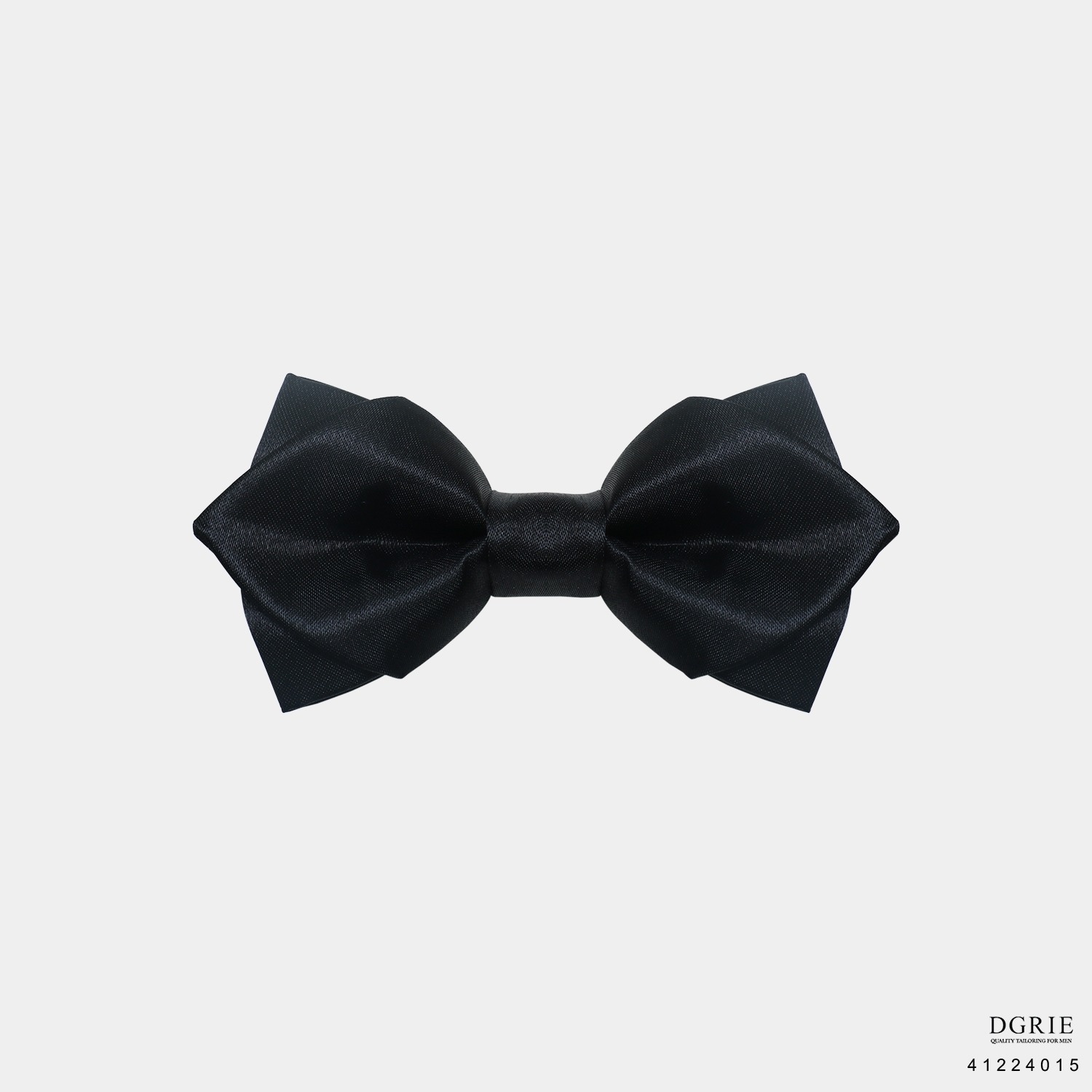 Diamond Point Silk Satin Bow Tie Black | DGRIE