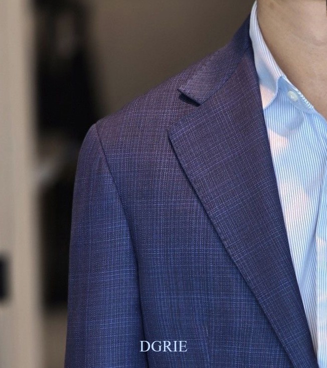 ร้านตัดสูท Low-Gorge Lapel CLASSIC WOOL SUIT