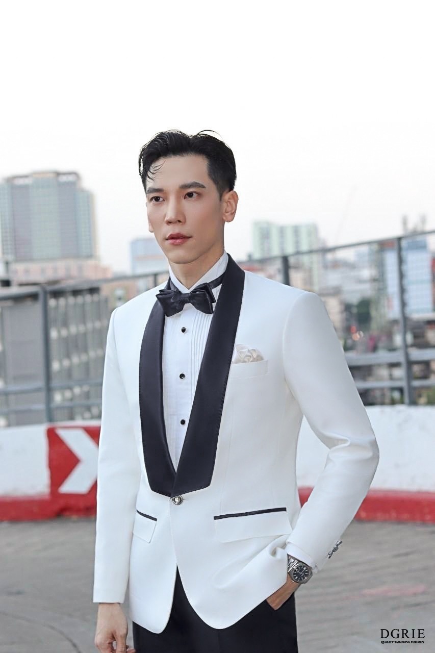 DGRIE Spotlight - กรกันต์ Ivory tuxedo Suits