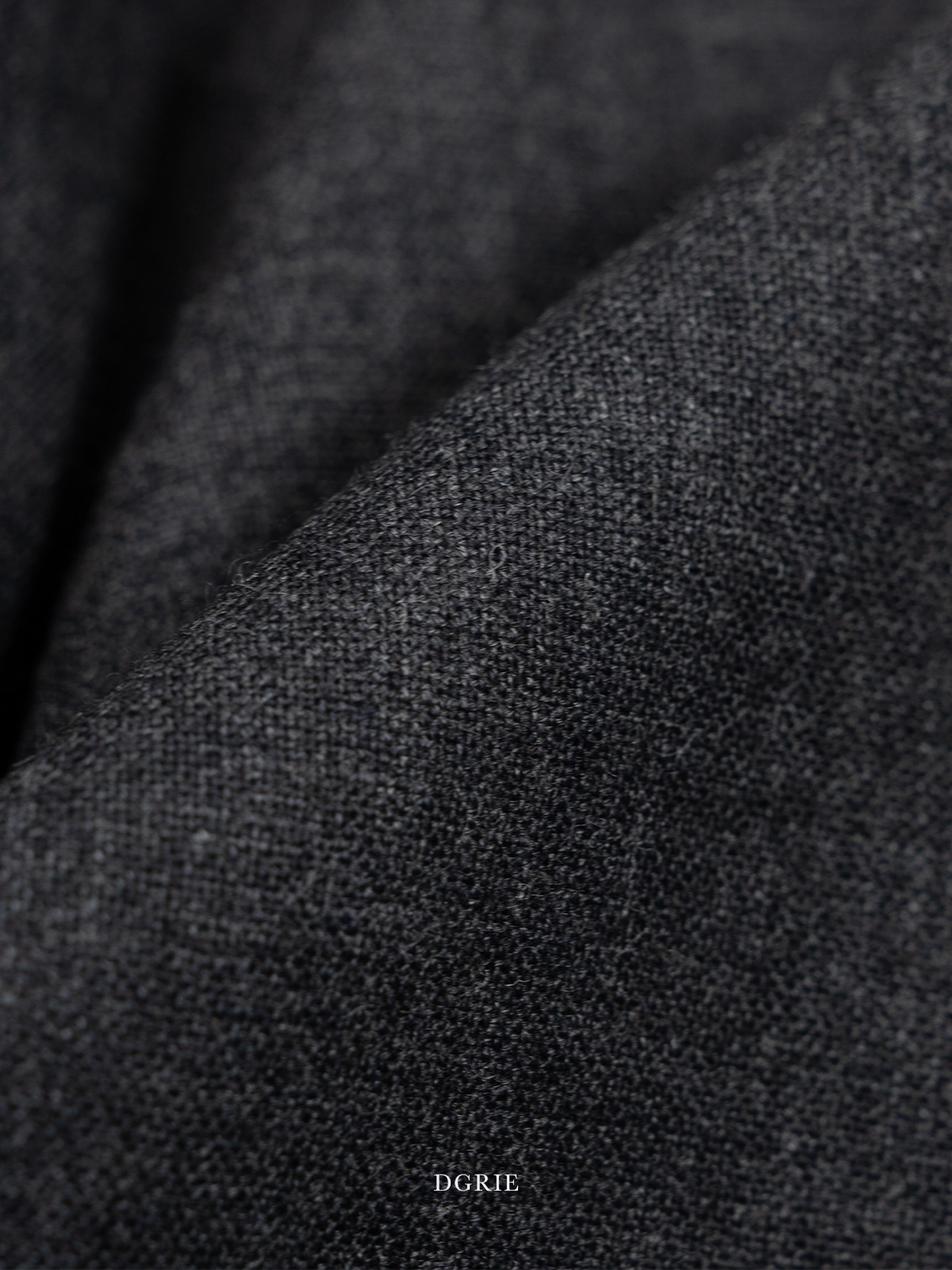 ตัดสูท High-twist wool Fresco Wool & Brown Fox Brothers