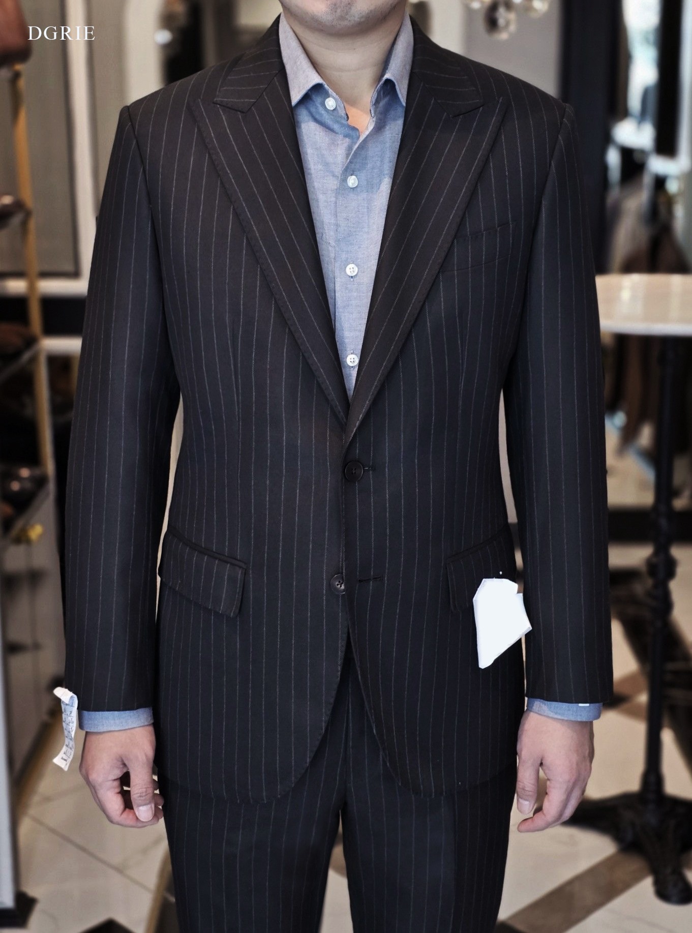 ตัดสูทลายทางสีดำ DGRIE BLACK PINSTRIPE FLANNEL SUITS