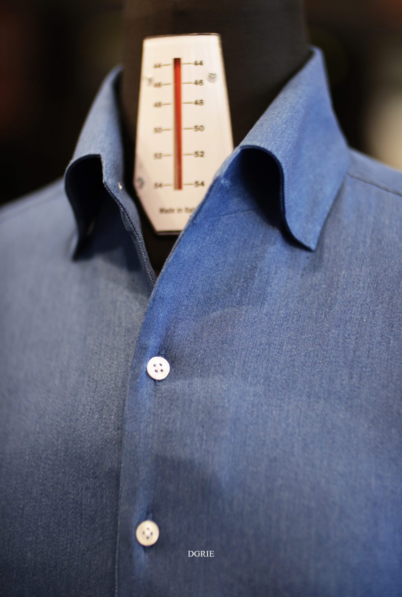 เสื้อเชิ้ตยีนส์ DENIM CUSTOM ONE PIECE COLLAR SHIRT