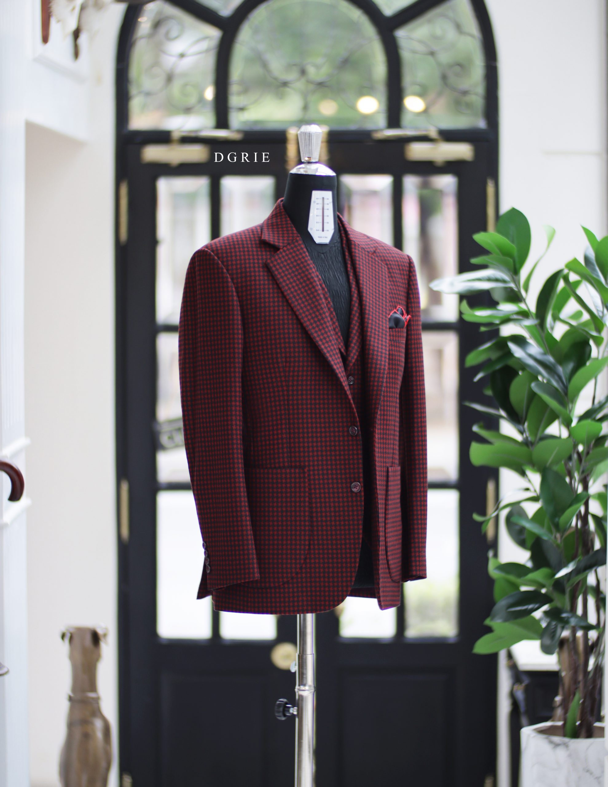 ร้านตัดสูท DGRIE HOUNDSTOOTH Red & Black 3 Piece Suits