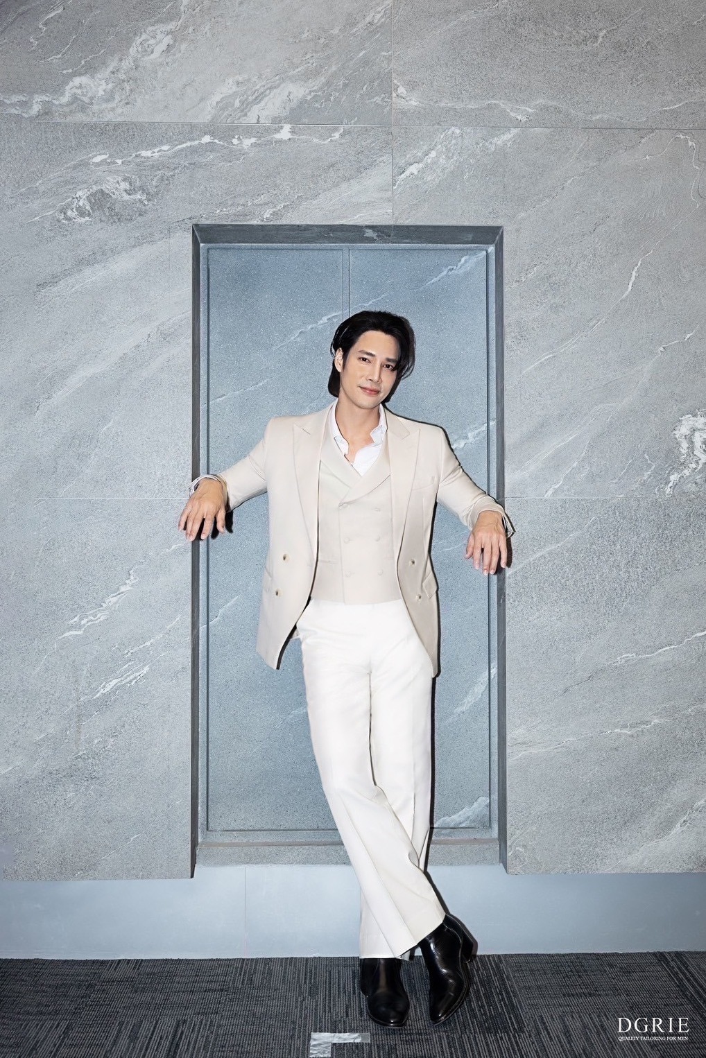 DGRIE Spotlight : Denkhun Vintage Beige Double-Breasted Blazers