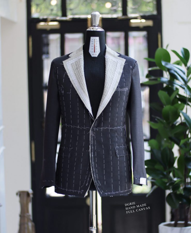 ตัดสูทหางม้า Grey Full Canvas Suits สีเทาโครงงสร้างหางม้า