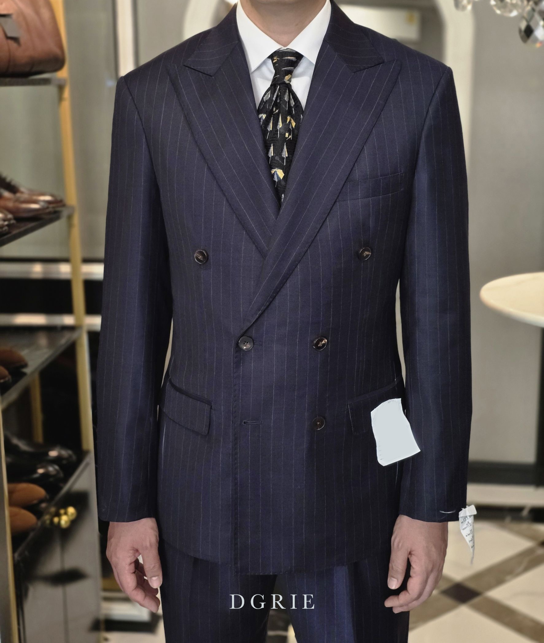 ตัดสูทลายทางสีกรม DGRIE Navy PinStipe Double-Breasted Suits