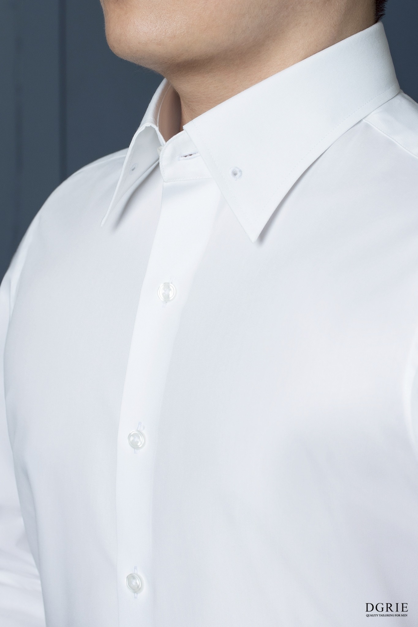 เสื้อเชิ้ต Cotton Twill Pinned Collar 8cm White Shirt