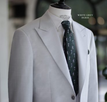 ตัดสูท Piacenza Silk : White Grey 59% Silk