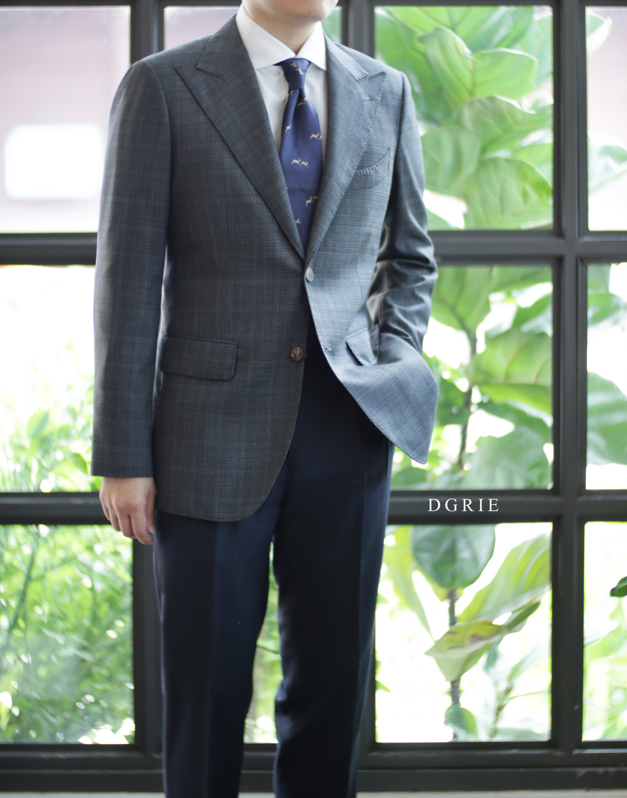 ร้านตัดสูท DGRIE - Tailored to your personality