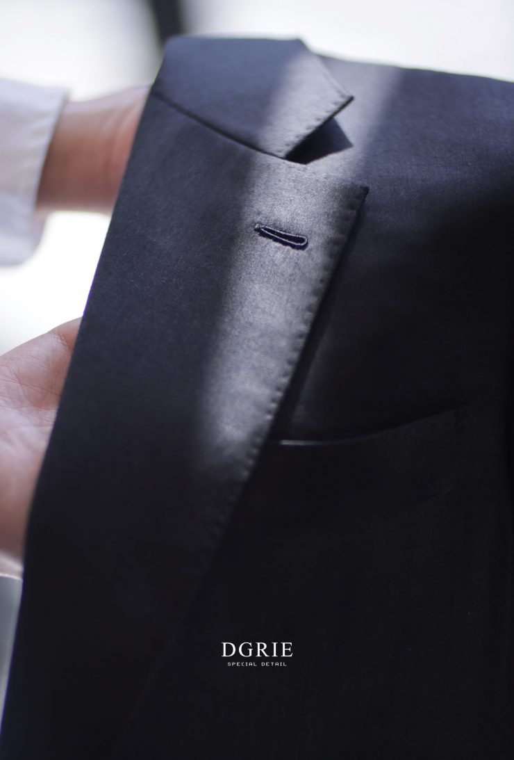 DGRIE BESPOKE - special details Handmade Suits