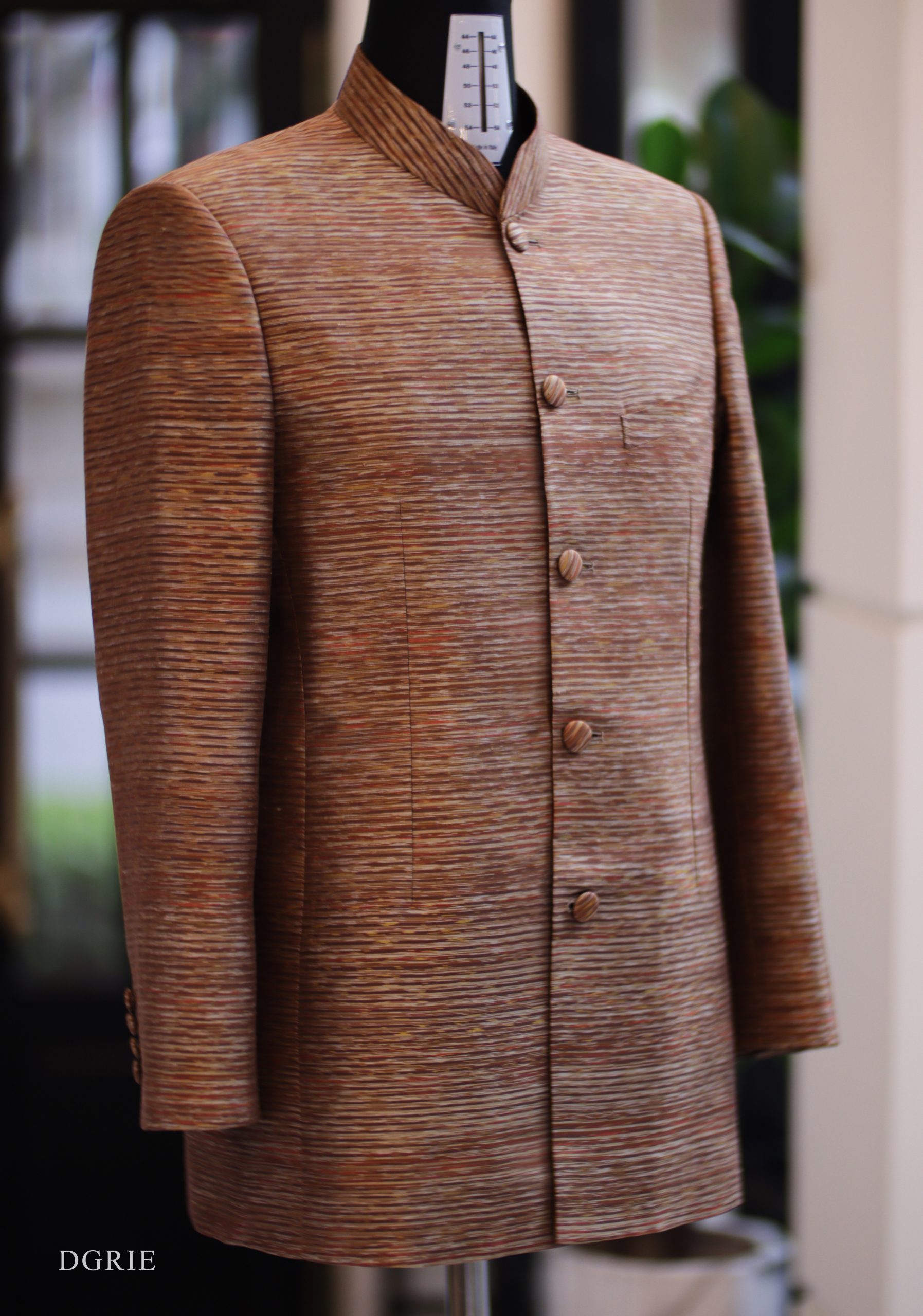 DGRIE - เสื้อสูทผ้าไหม Custom Mandarin Silk Jacket