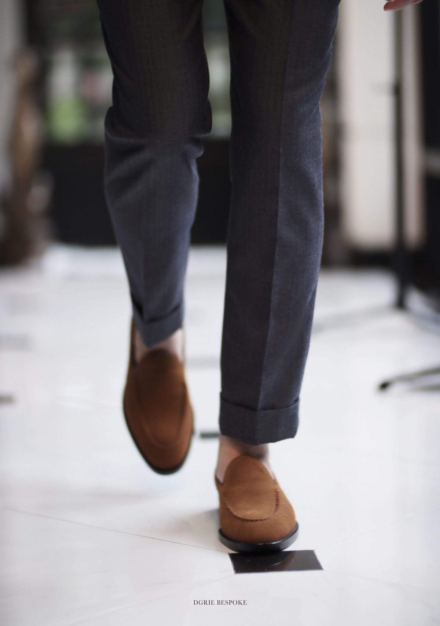 รองเท้าหนังกลับผู้ชาย DRGIE Casual Snuff Suede Tassel-Less Loafers