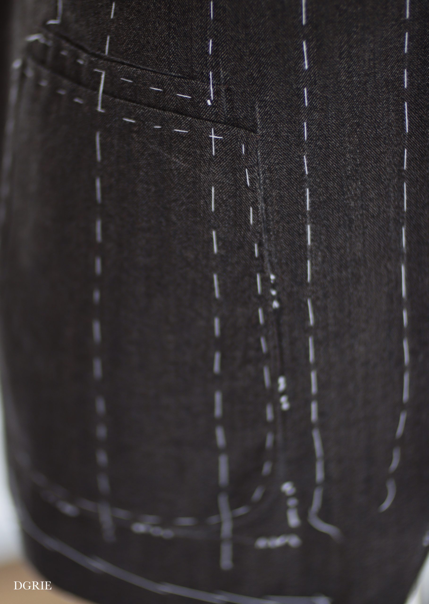 DGRIE ตัดสูทหางม้า 1st Fitting ลาย Brown Herring Bone Suits