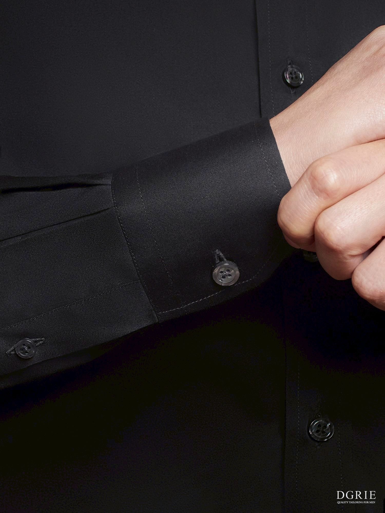 เสื้อเชิ้ตสีดำ - Super Black Cotton MOP Button Spread Collar Shirt
