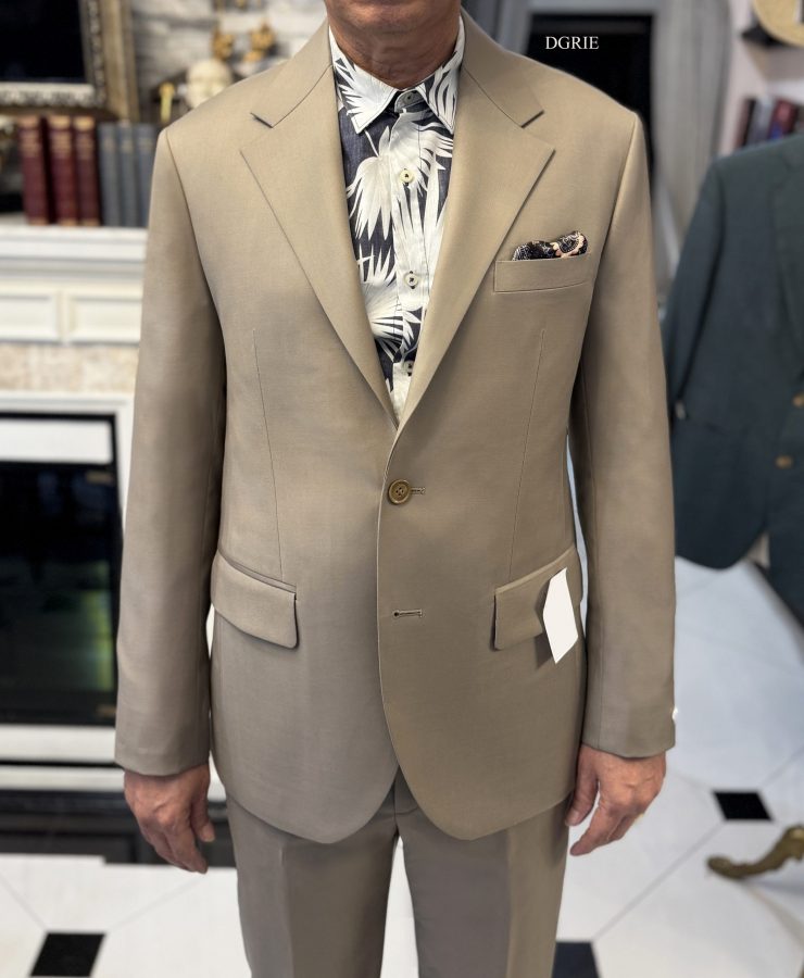 DGRIE BESPOKE - ตัดสูท Classic Khaki Classic Notch Lapel Suits