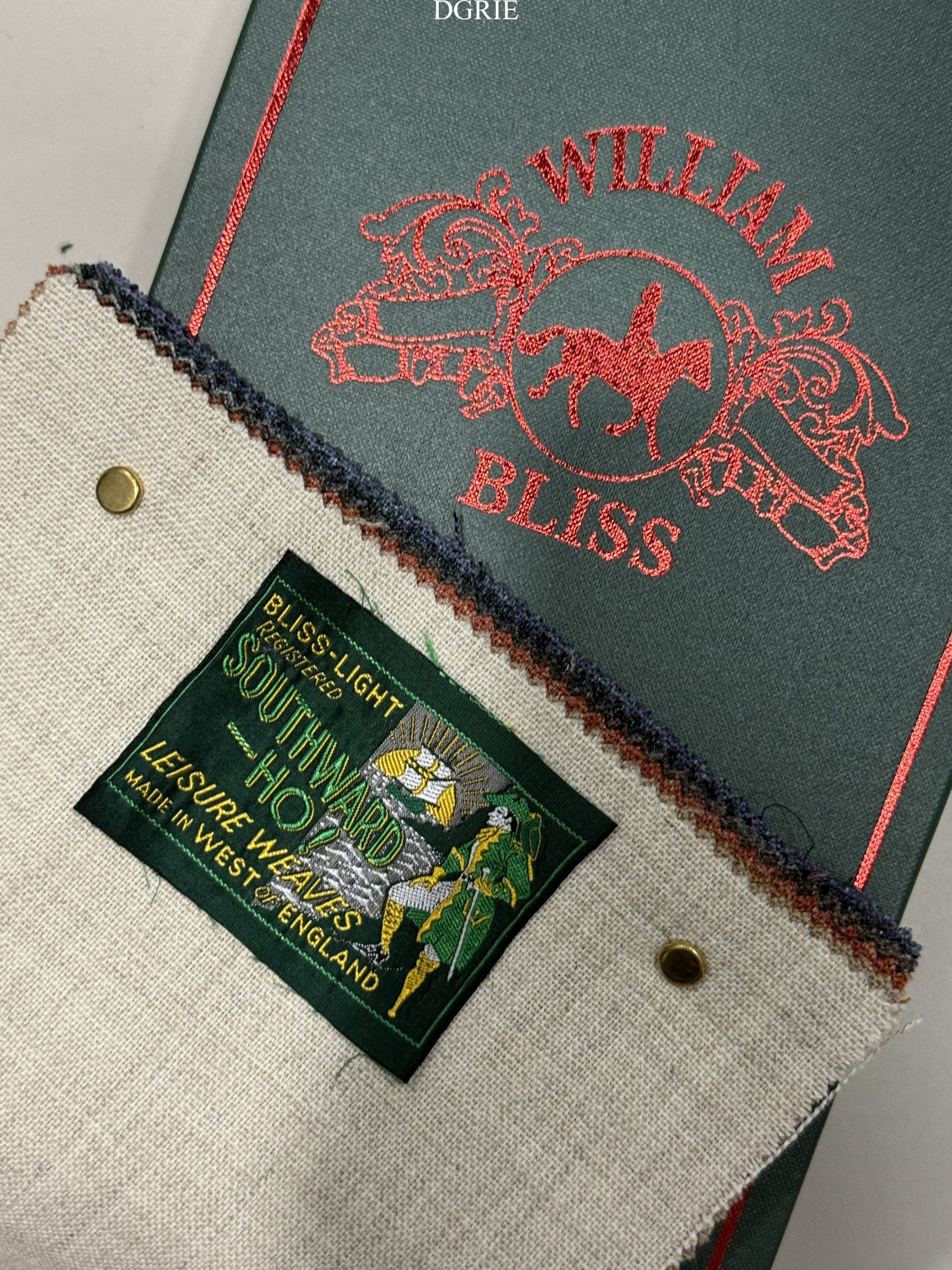 DGRIE NEW IN - WILLIAM BLISS CLASSIC WOOL & Bliss-Light
