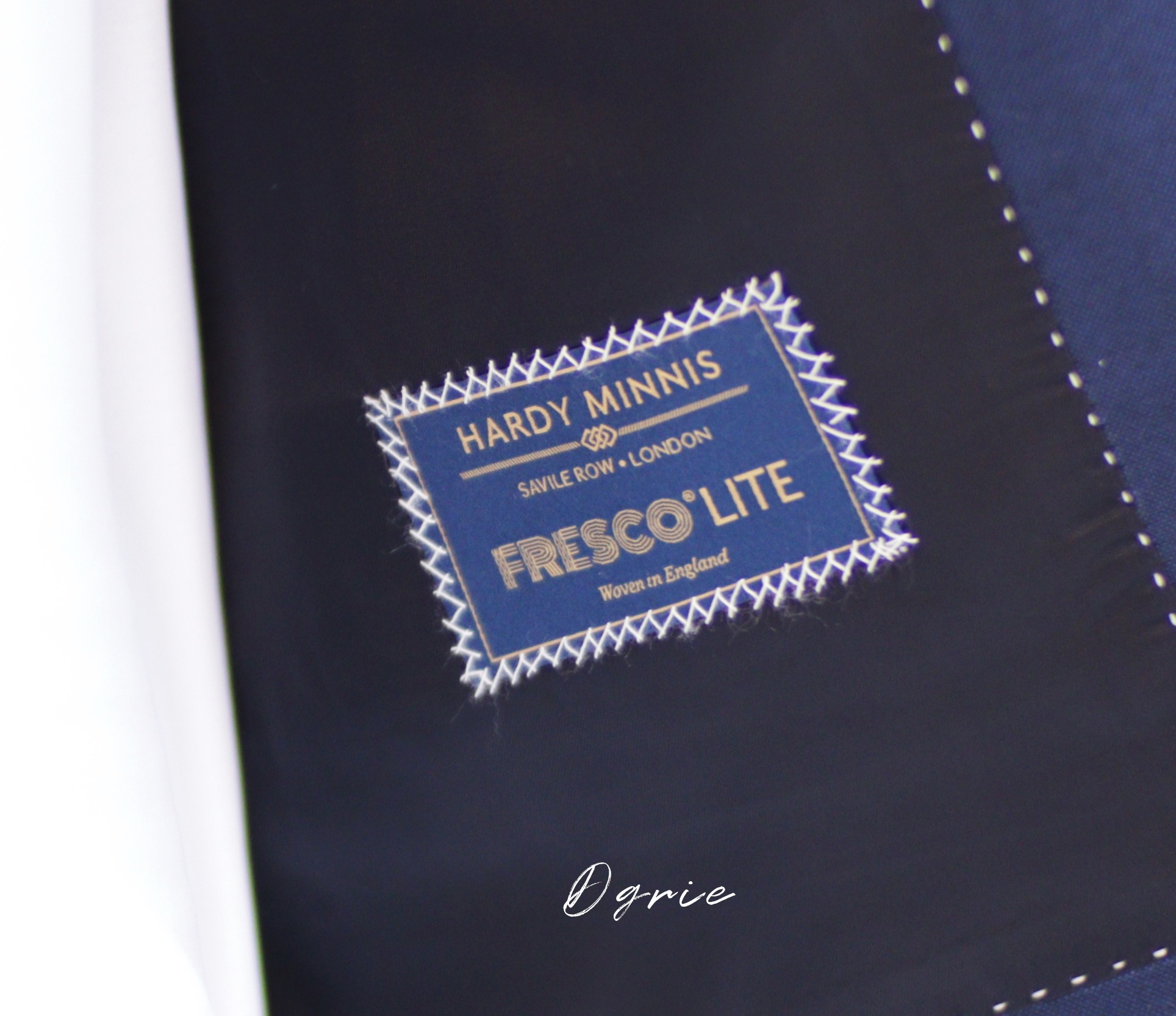 ตัดสูทหางม้าสีน้ำ CLASSIC NAVY FULLCANVAS SUITS