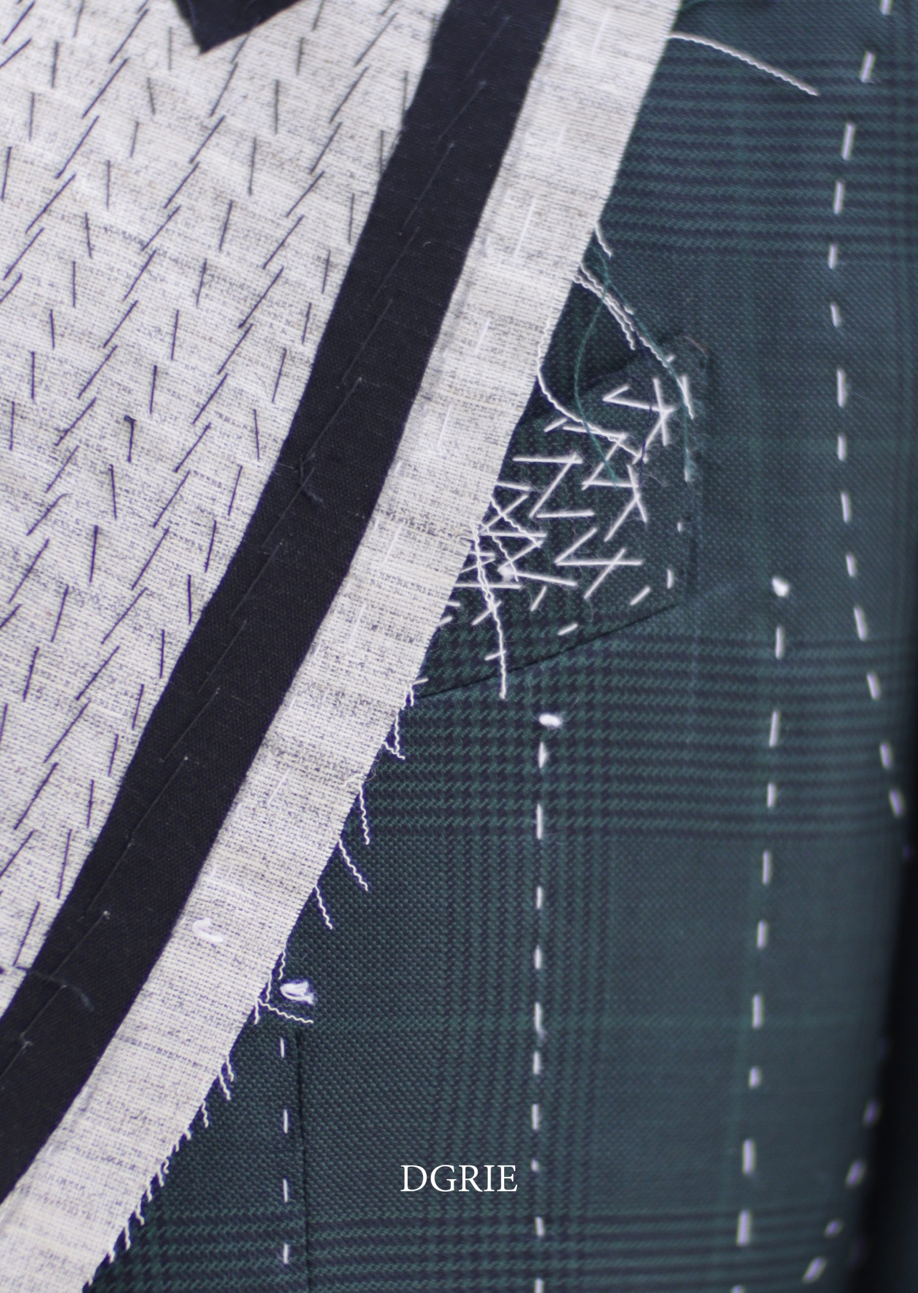 DGRIE - Fitting Classic Peak Lapel Full Canvas Suit