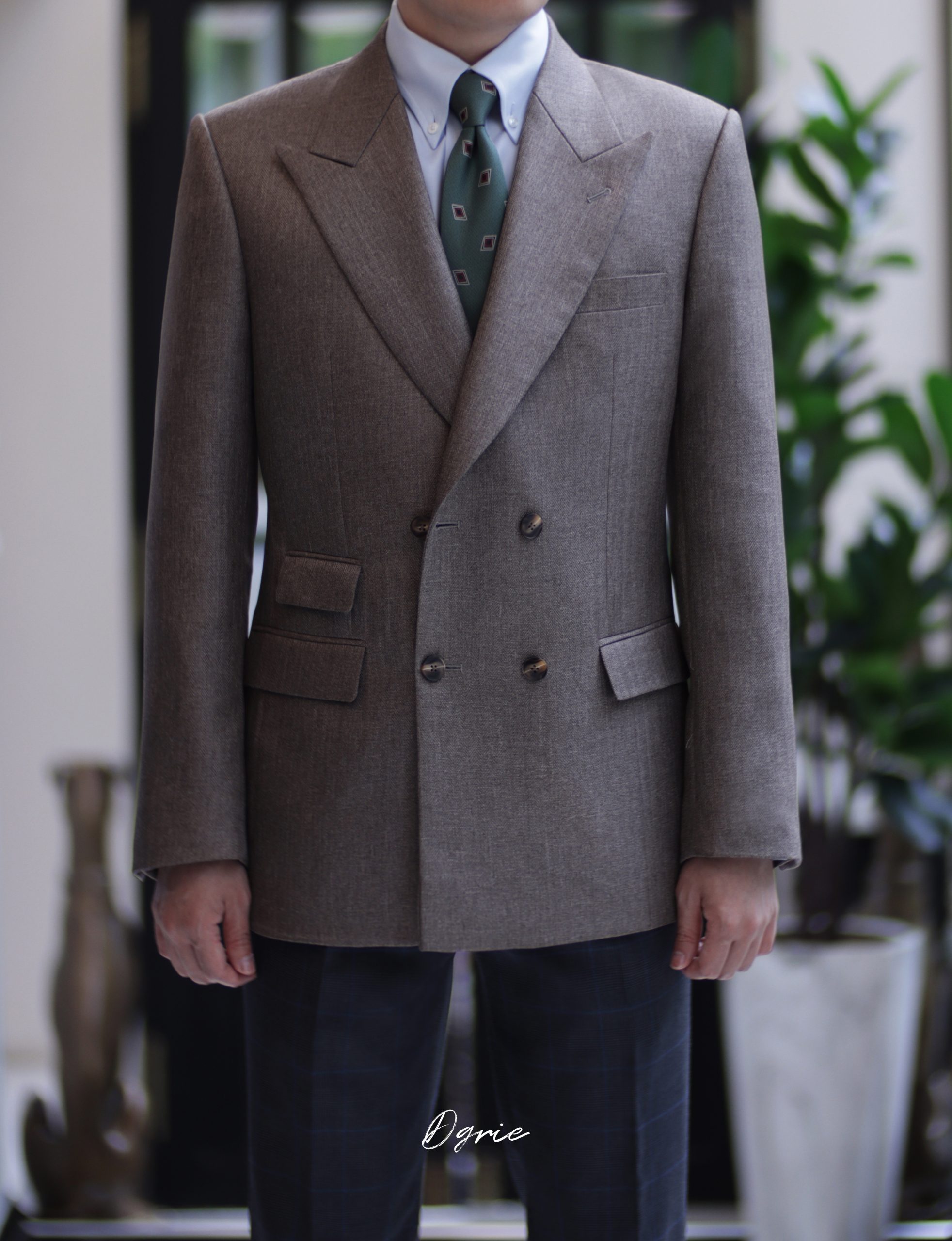 DGRIE Herringbone Double Breasted Suit