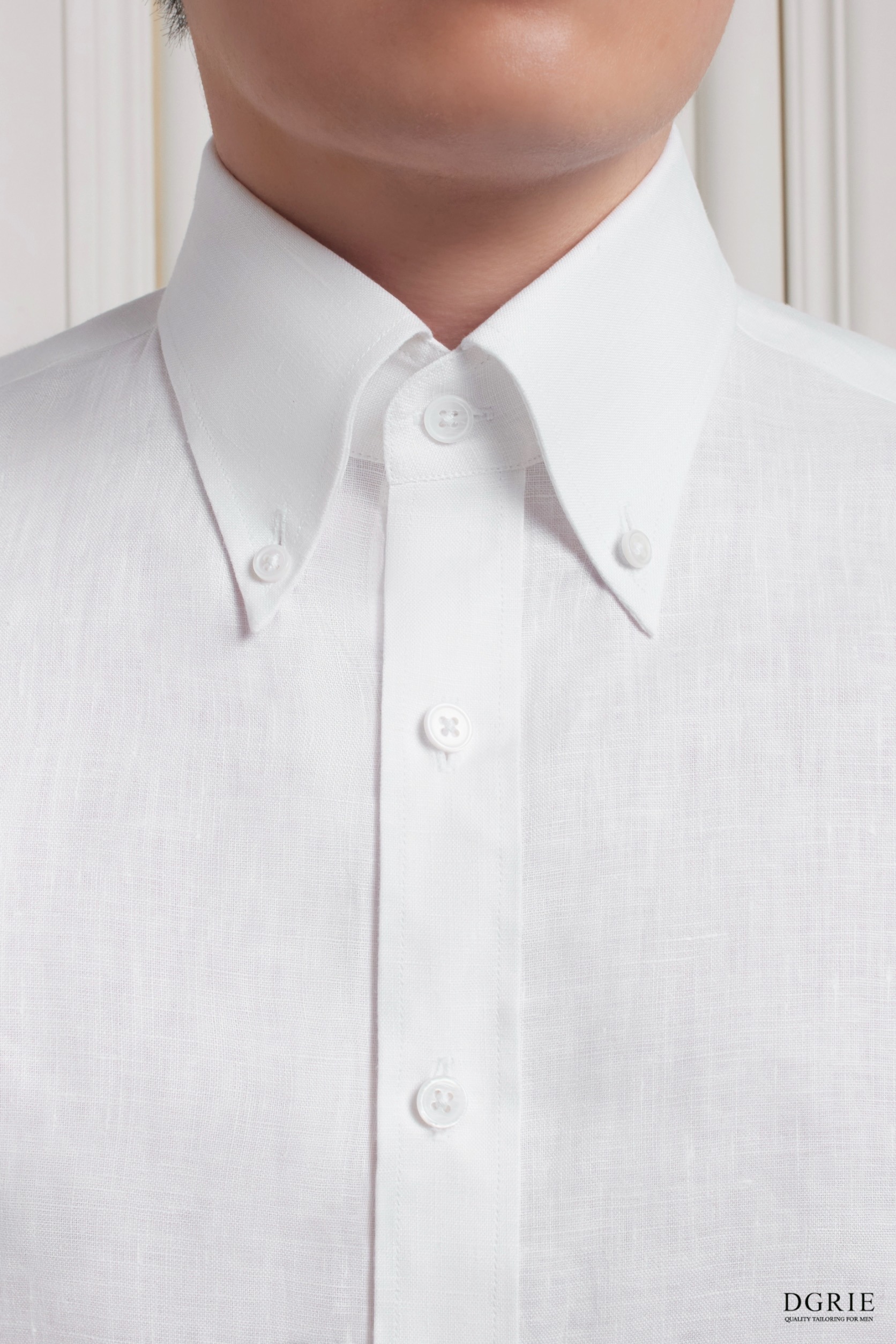 เสื้อเชิ้ต ปกติดกระดุม Smart High Collar Button Down linen White Shirt