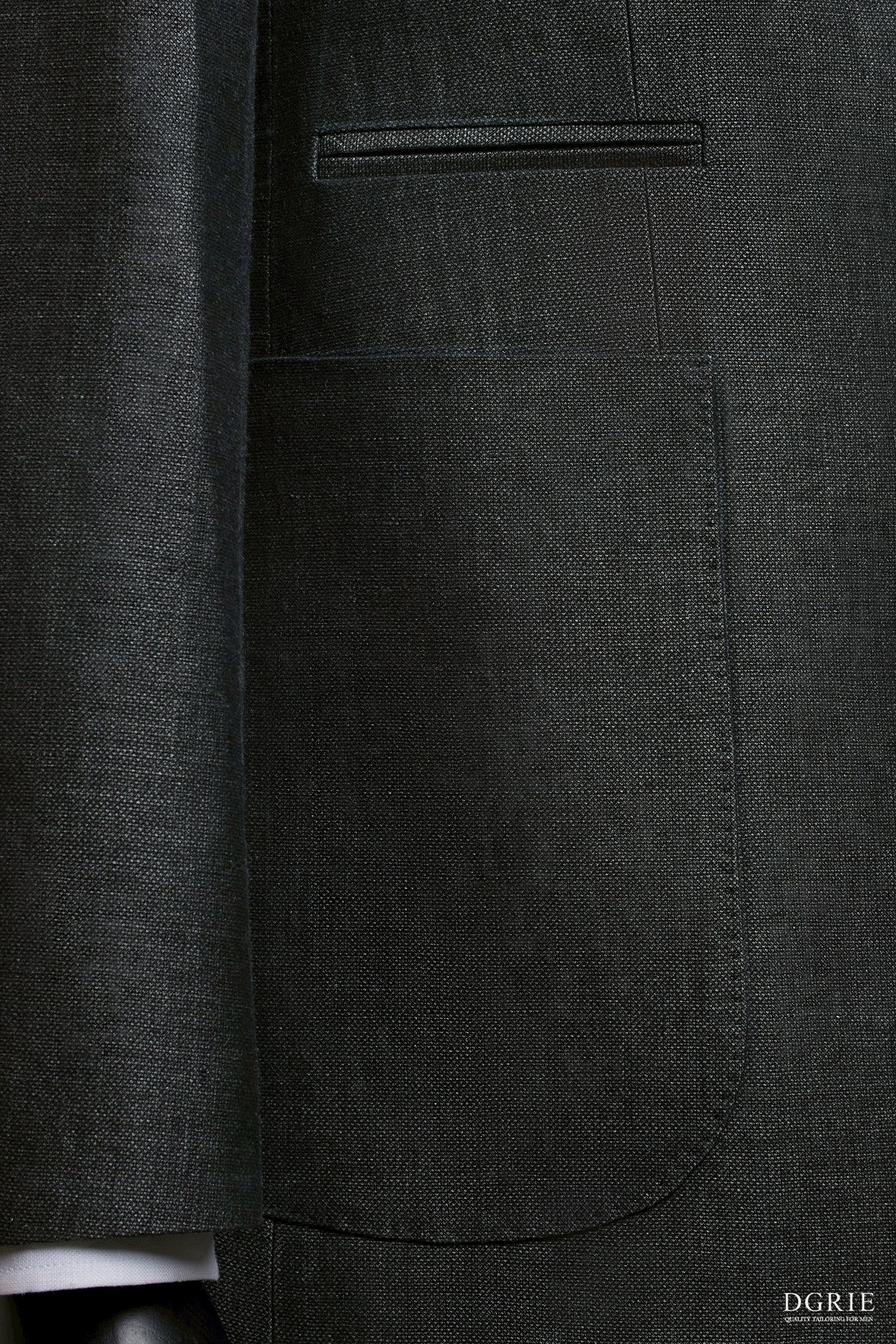 เสื้อสูท Dark Grey Wool&Silk Peak Lapel X Silver Pin Jacket