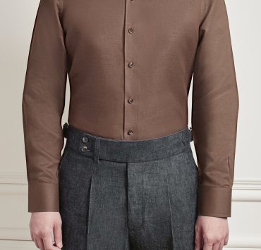 Brown Tencel linen Tortoise Shell Buttons Cutaway Collar Shirt
