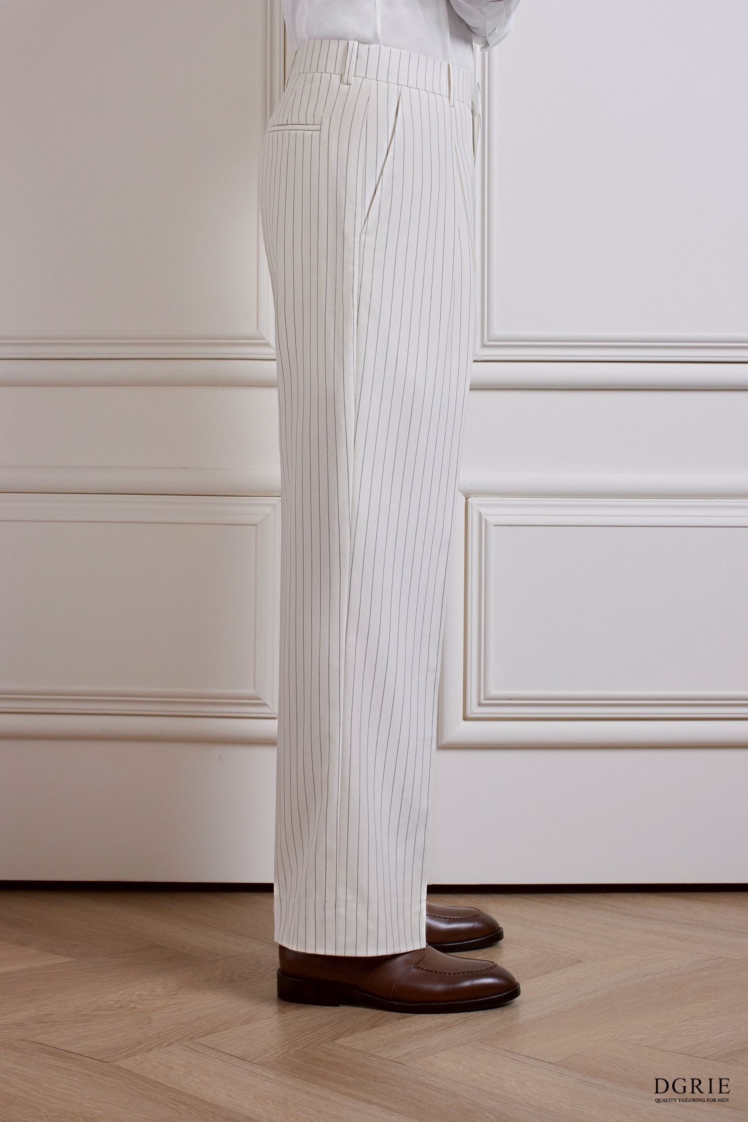 กางเกง Loose Pinstripe White Kissing Pleat Wool Pants