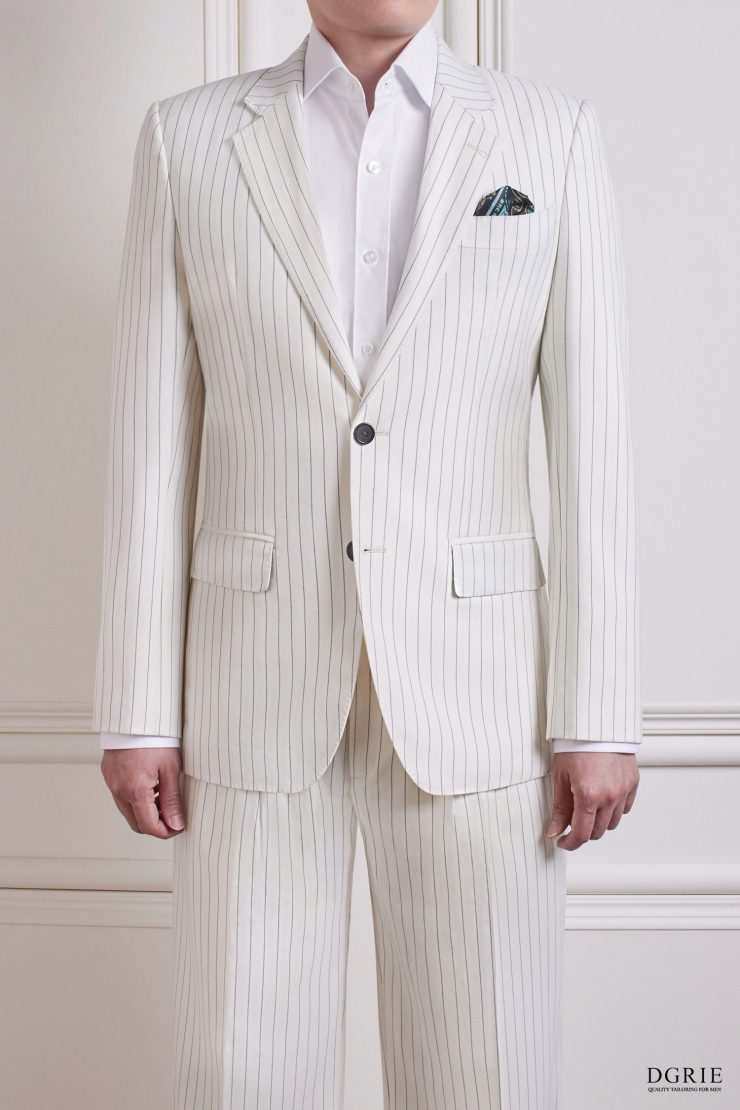 สูทลายทาง DGRIE Porcelain White Pinstripe Notch Lapel Blazer