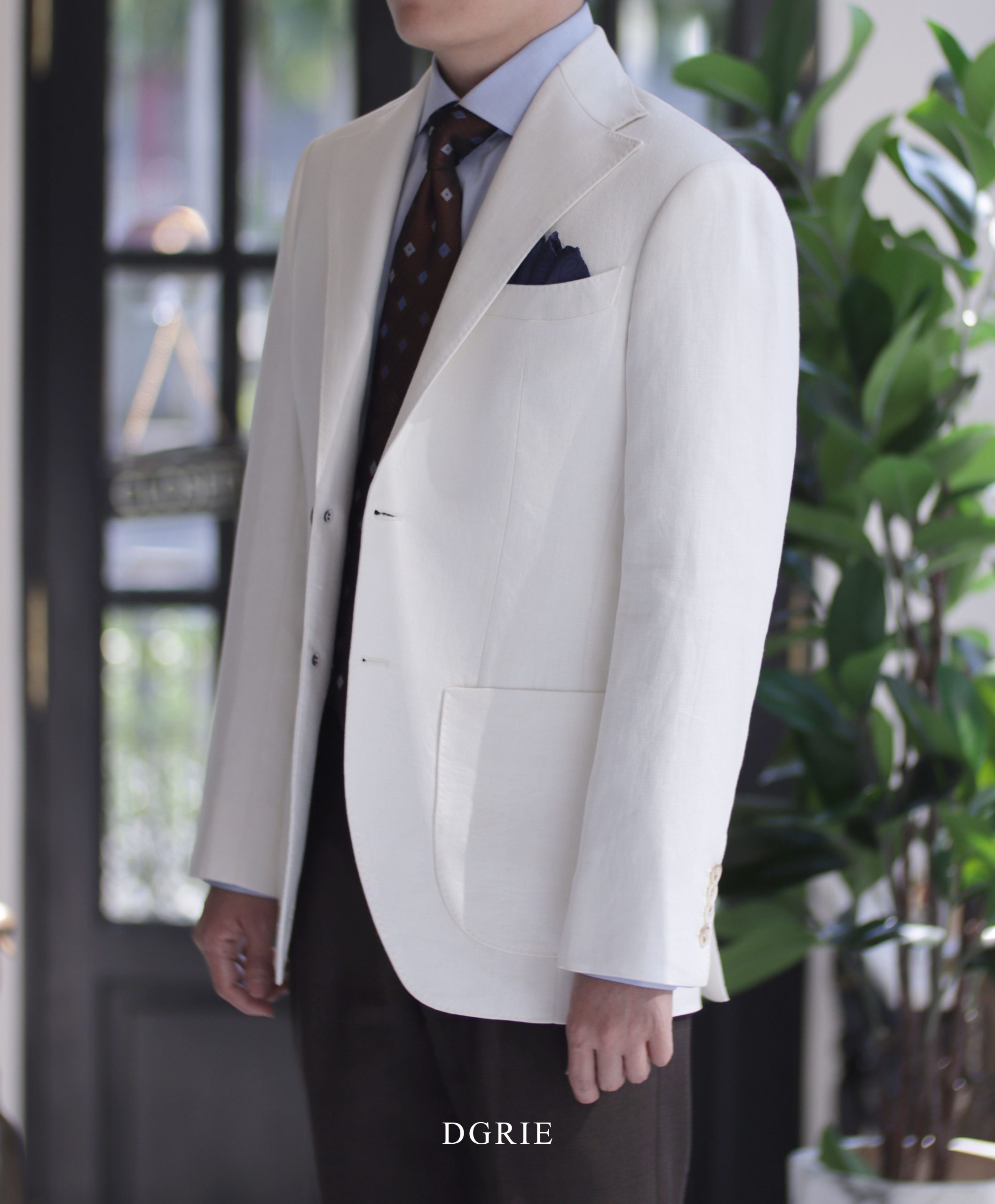ตัดสูท DGRIE Ivory White Classic Jacket