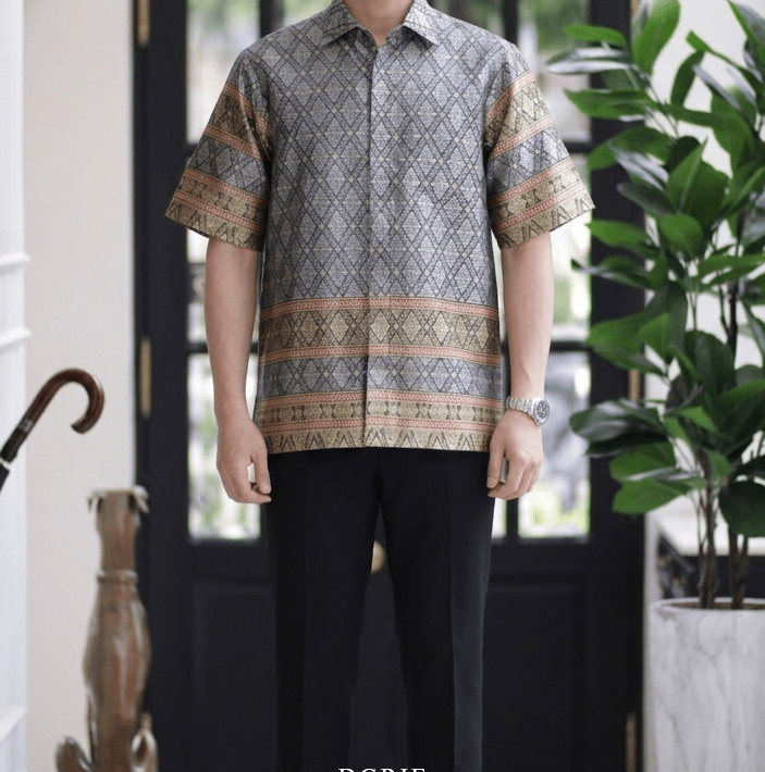 DGRIE Thai Silk Short Grey & Yellow Sleeve Shirt เสื้อเชิ้ตแขนสั้นผ้าไหมทอลายไทย