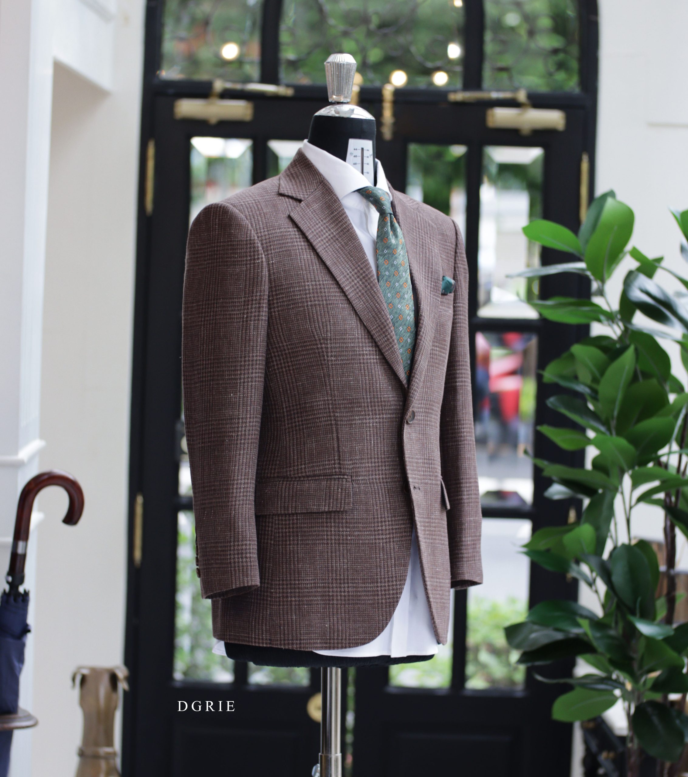 DGRIE Italy Check Irish Linen Roped Shoulder Suits