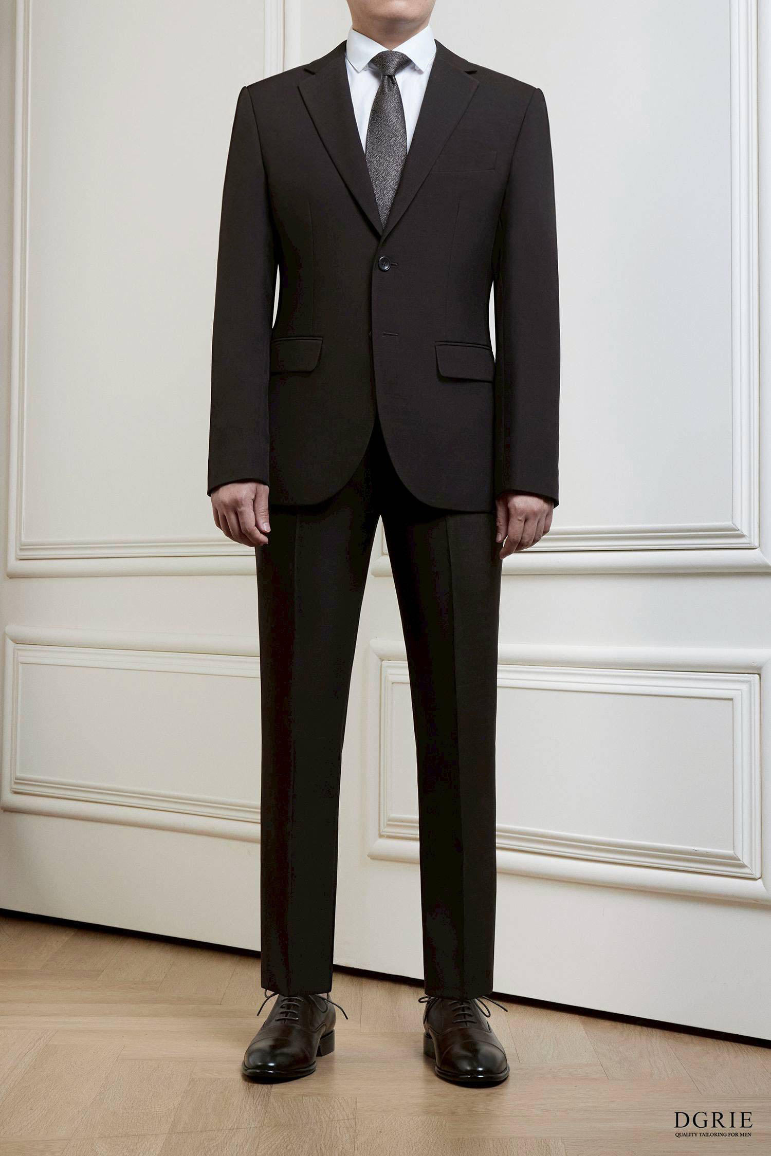 DGRIE Play - Dark Brown T/R 2-Button Standard Notch Lapel Suit
