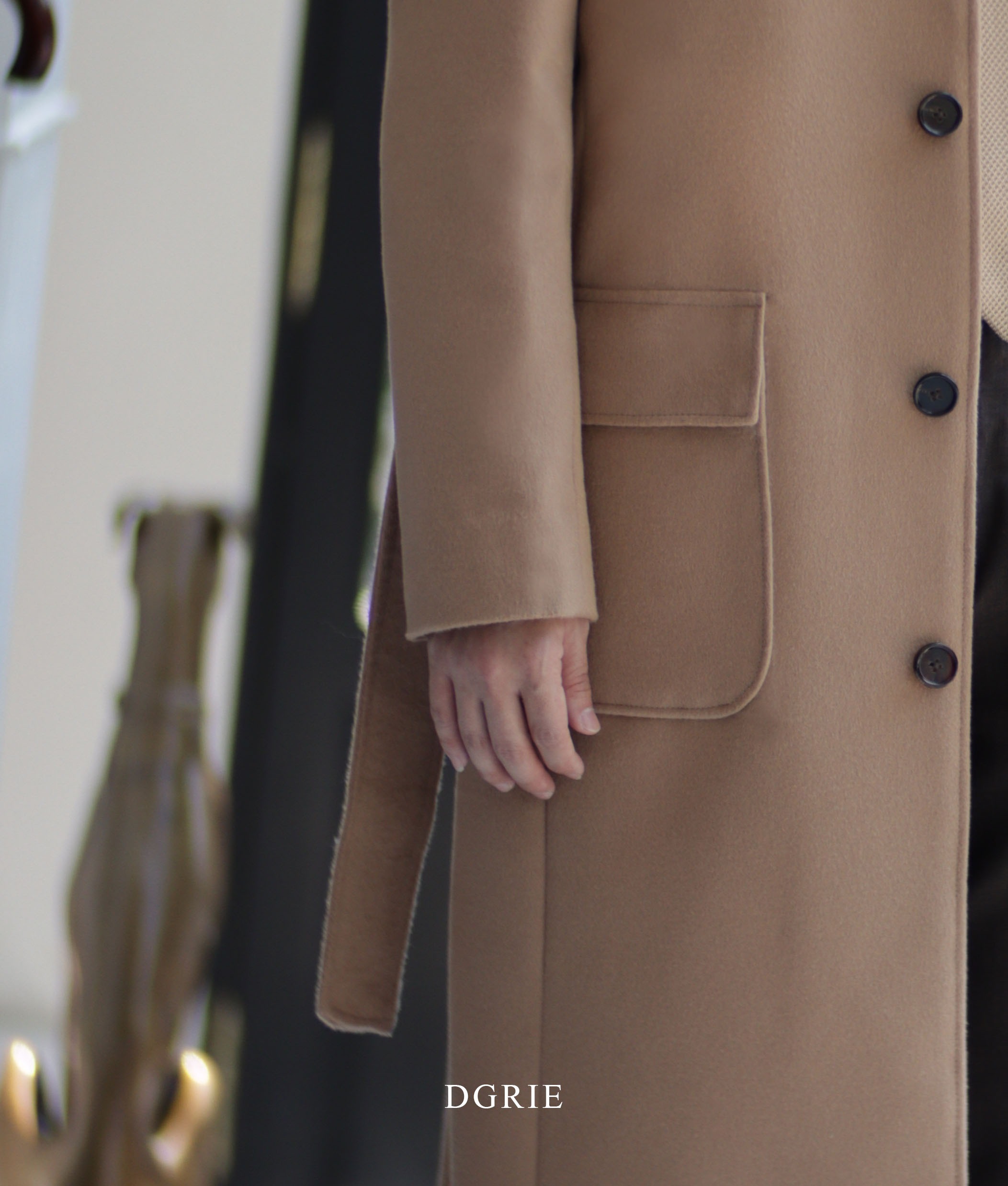 DGRIE - The Essential Camel Topcoat