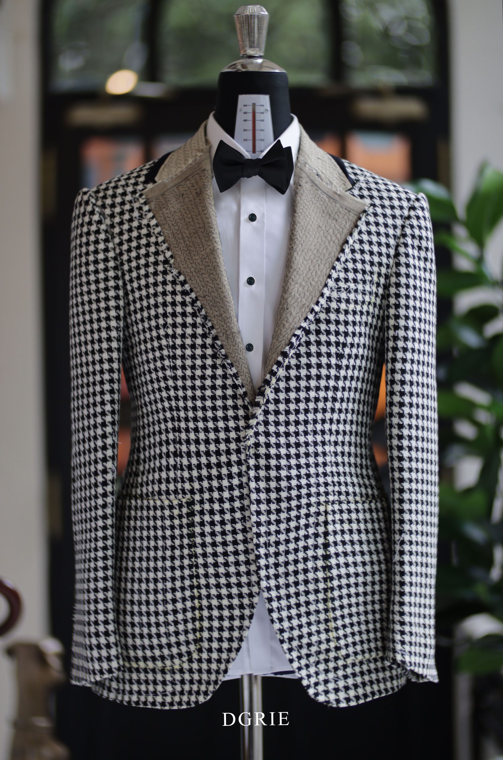 Bespoke Houndstooth Jacket: The Art of Full Canvas & Carnet (Ferla Summer) 3 Bespoke Houndstooth Jacket: The Art of Full Canvas & Carnet (Ferla Summer)
