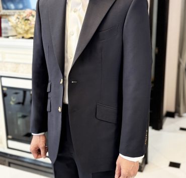 DGRIE - Drapers: Ascot 2-Ply Navy Wool Suits