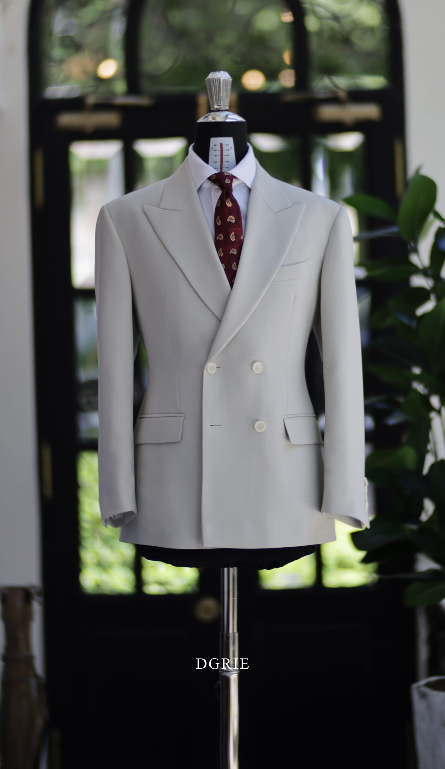 DGRIE Double-Breasted 4-Button Wide Peaked Lapels Suits