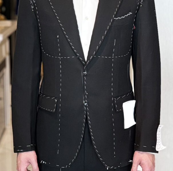 ตัดสูท DGRIE - Fitting - Black Airesco Peak Lapel Suits