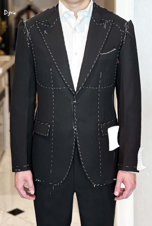 ตัดสูท DGRIE - Fitting - Black Airesco Peak Lapel Suits