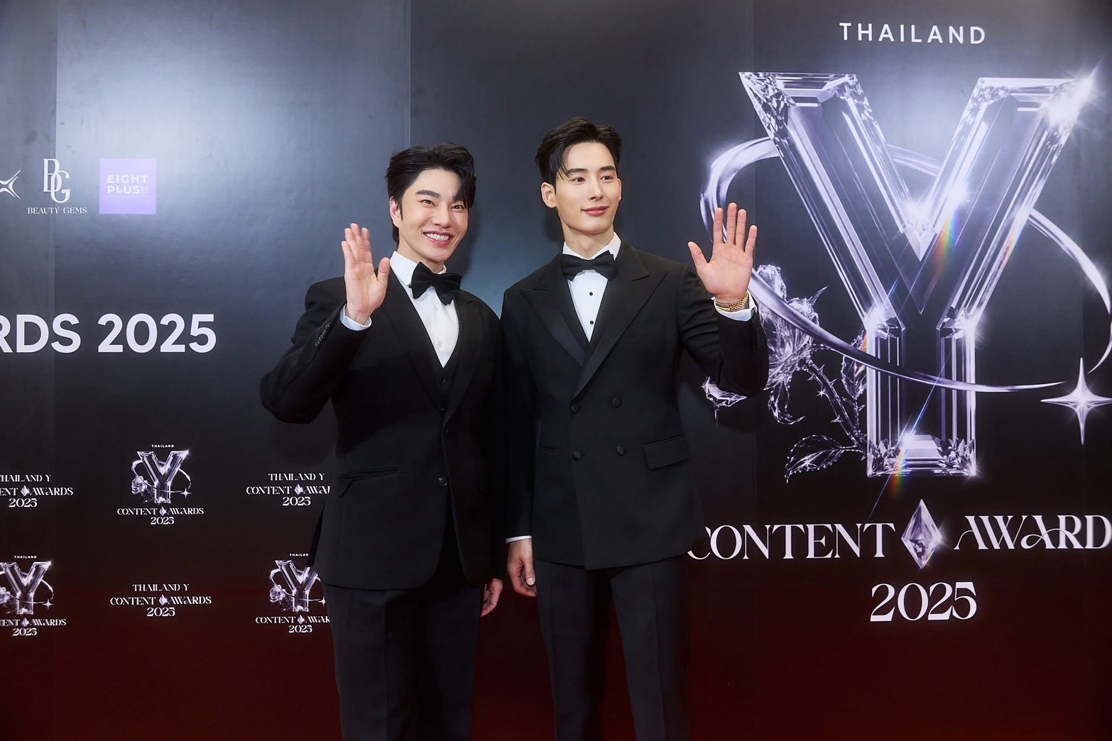 DGRIE Spotlight: Choi Seung Ho | VBC Classic Black Tuxedo Suits 4 DGRIE Spotlight: Choi Seung Ho | VBC Classic Black Tuxedo Suits