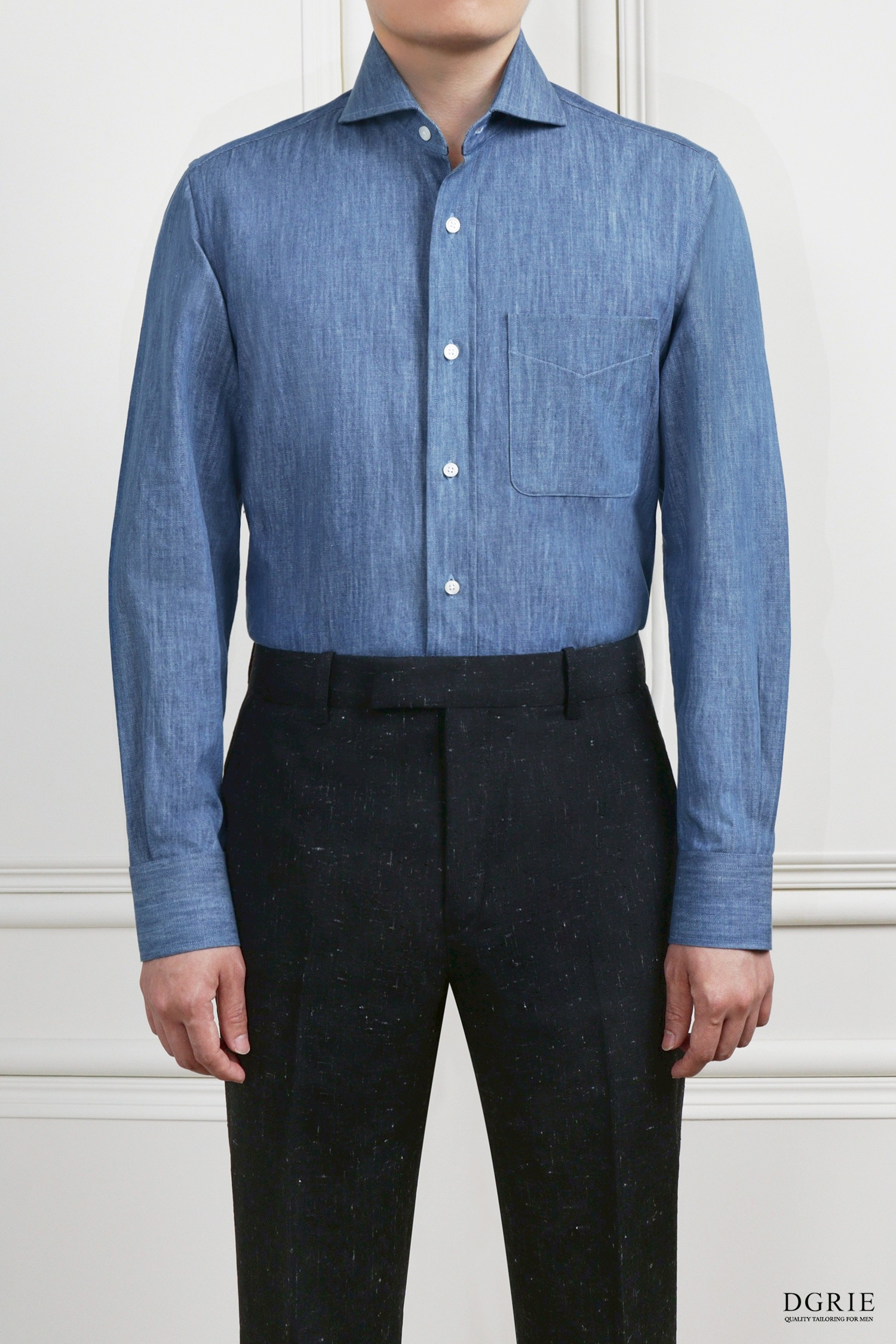 เสื้อเชิ้ตยีนส์ The Sovereign Extreme Curved Blue Denim Shirt